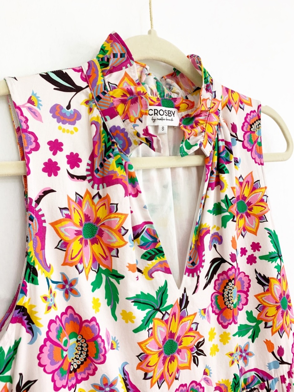 Crosby by Mollie Burch Wesley Ruffle Collar Tiered Midi Dress in Festival Floral - Picture 4 of 16